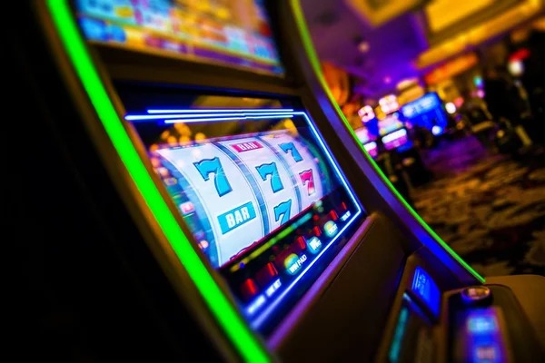 Mode bonus dan free spins Galactic Gems di pemburugacor